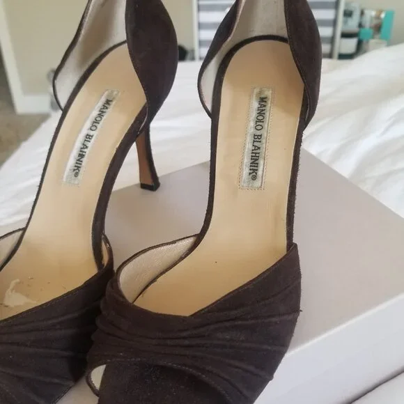 Manolo Blahnik Brown Heels - Picture 3 of 5
